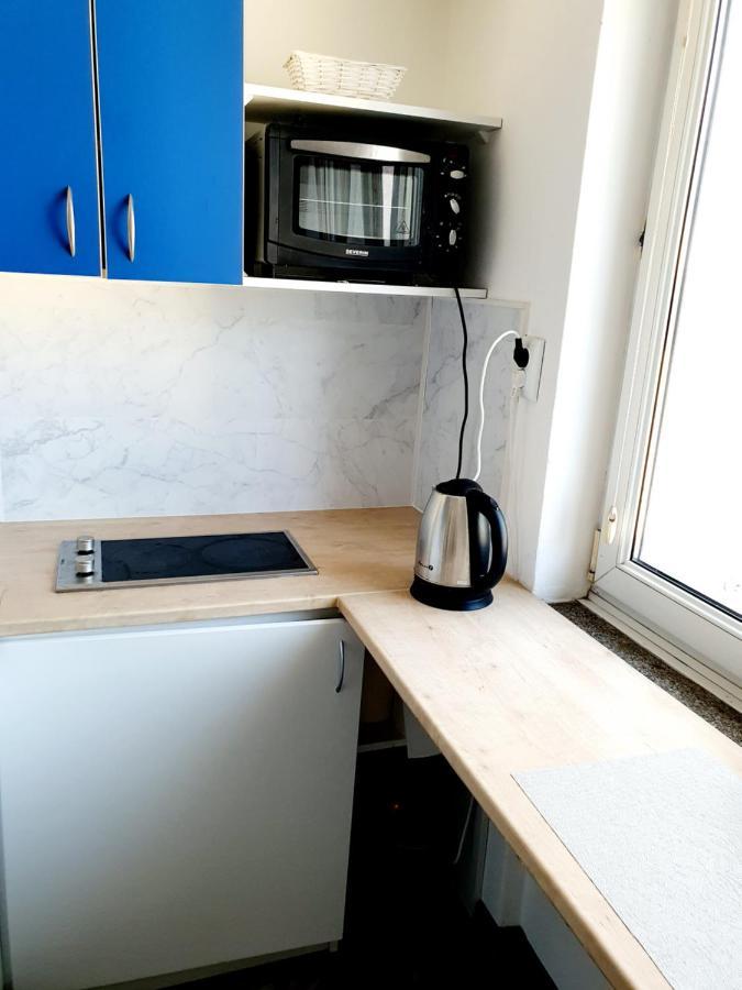 Center Apartment, Balcony Twarda Warschau Exterior foto